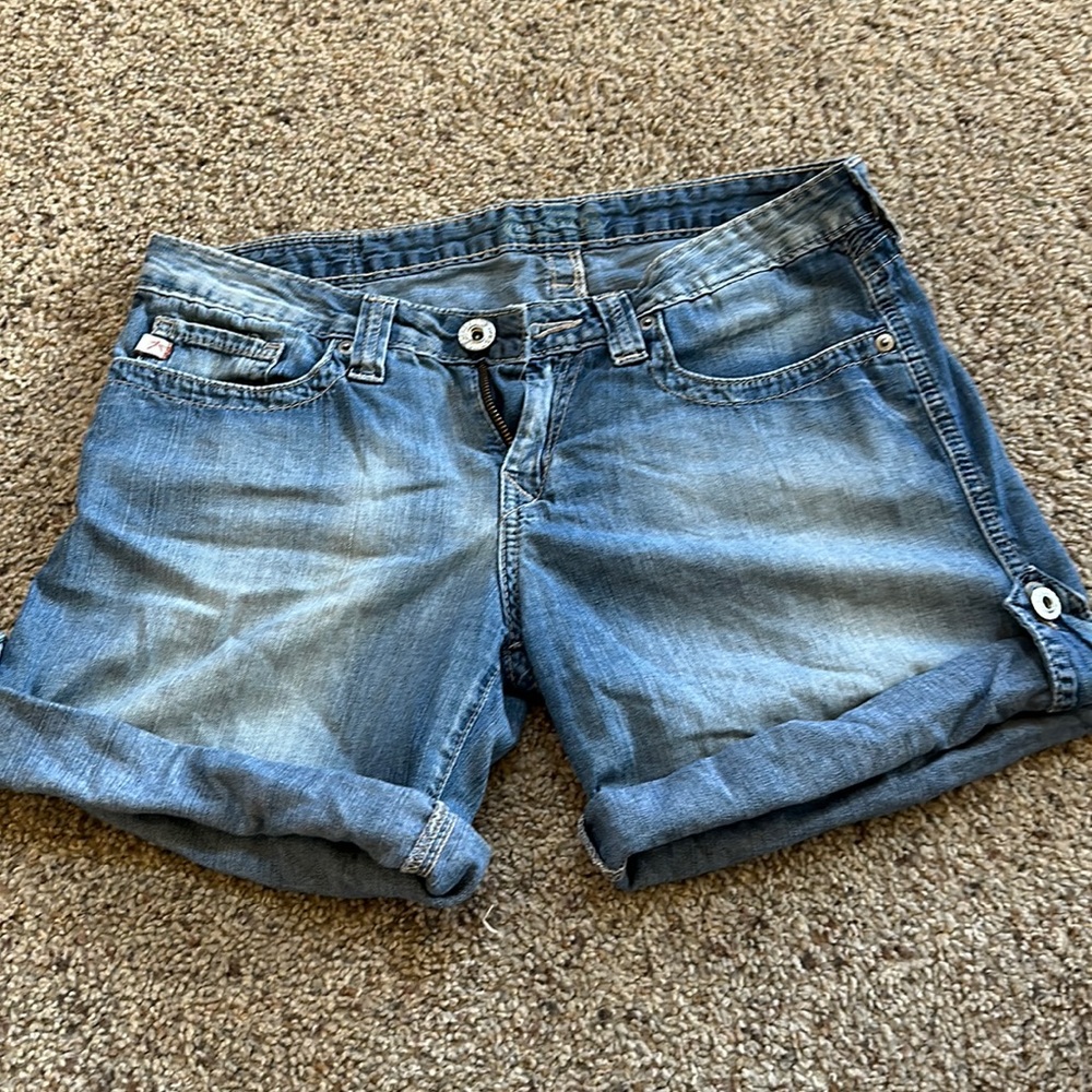 Big star shorts size 28